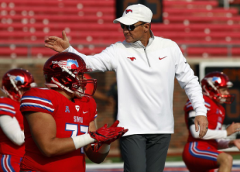 Whats the best playbook in NCAA? Learn from the top teams and coaches right now!