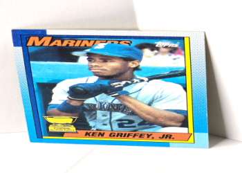 Most Valuable Ken Griffey Jr Rookie Cards: A Guide for Collectors and Sellers!