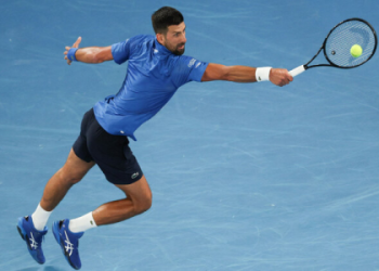 What Racket Does Djokovic Use 2022? Find Out His Gear Here!