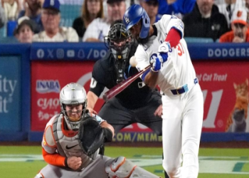 Home Run Bets Explained: Your Simple Guide (Betting on Baseball Made Easy)