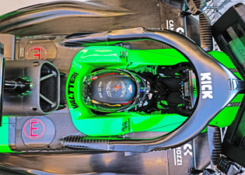 Owning a Ferrari as a Giant: Shaqs Custom Solution! Learn How He Modified His Ferrari to Fit Comfortably!