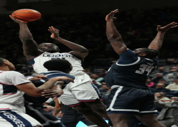 georgetown hoyas men's basketball vs uconn huskies men's basketball stats