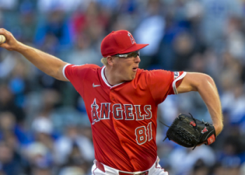 Restricted list MLB: Do players on mlb restricted list get paid during suspension?