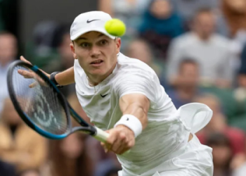 Whats the Jack Draper prediction for his next match? Experts share their analysis on his chances.